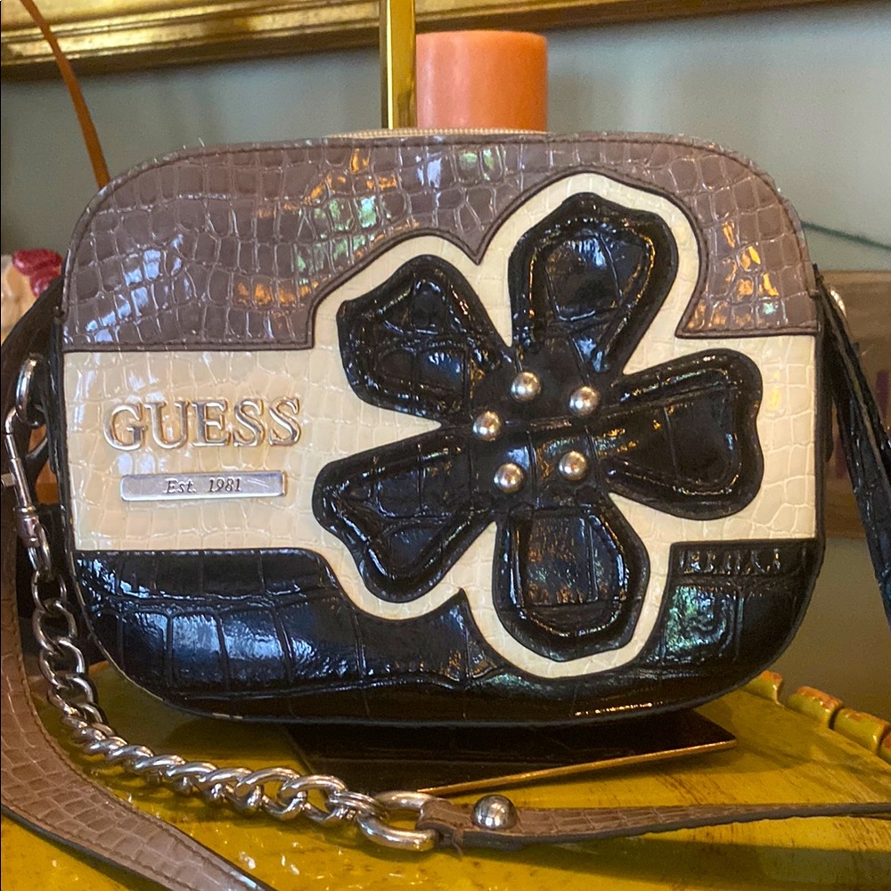 90's Guess Faux Reptile Patent Leather Womens Handbag Purse Chain Strap